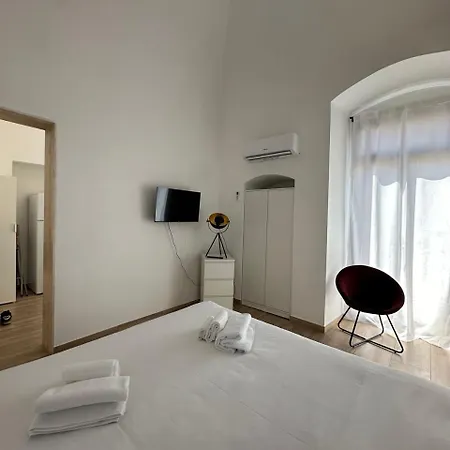 Casa Garruba 99 Apartment Bari Exterior photo